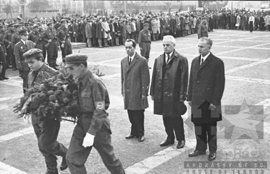 THM-BJ-02978 - A megyei pártbizottság november 7-i rendezvénye Szekszárdon az 1960-as években
