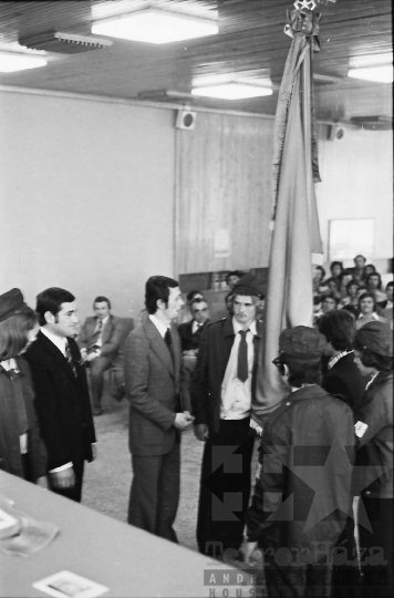 THM-BJ-10949 - November 7-i ünnepség a szekszárdi TOTÉV vállalatnál az 1970-es években 
